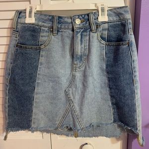 Two-toned denim skirt!!